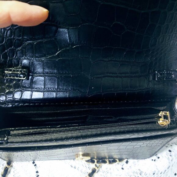 NWT BADGLEY BLACK MISCHKA VEGAN LEATHER CROC EMBOSSED CROSSBODY W/LOGO PLATE $99 - Picture 8 of 11